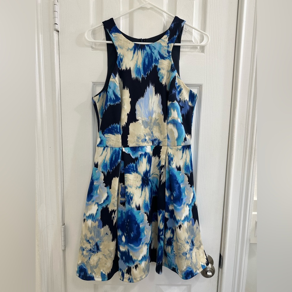 Party dress. Camille Le Vie. Size 9. Like new
